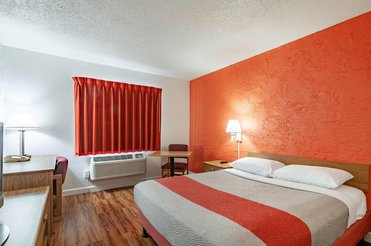 Motel 6-Naperville, Il Экстерьер фото